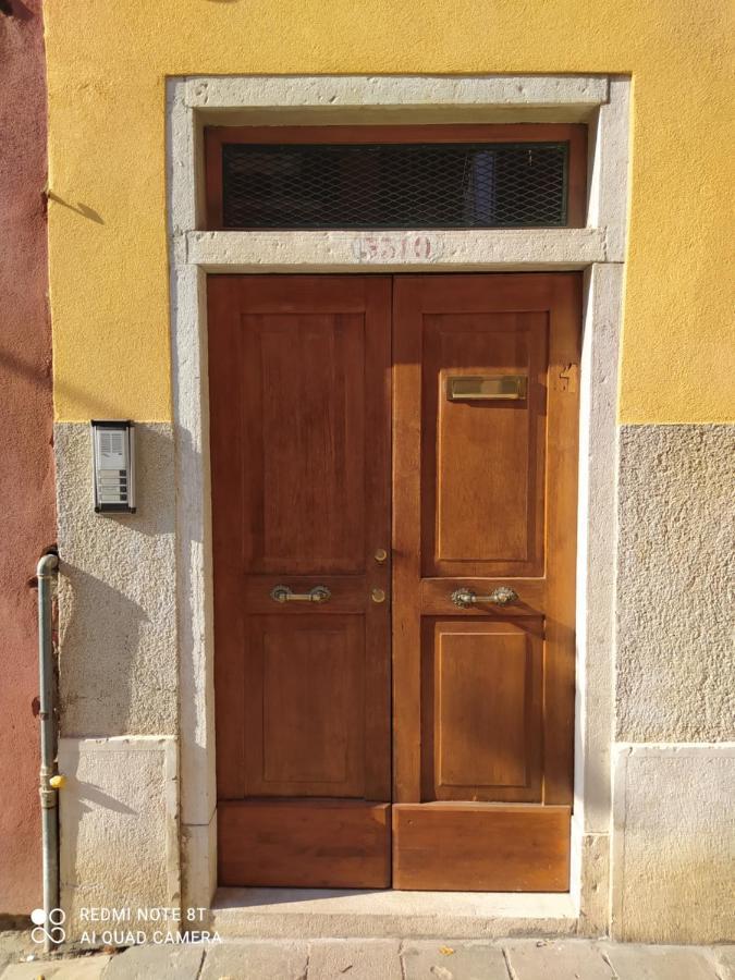 Casa Gialla Венеция Экстерьер фото